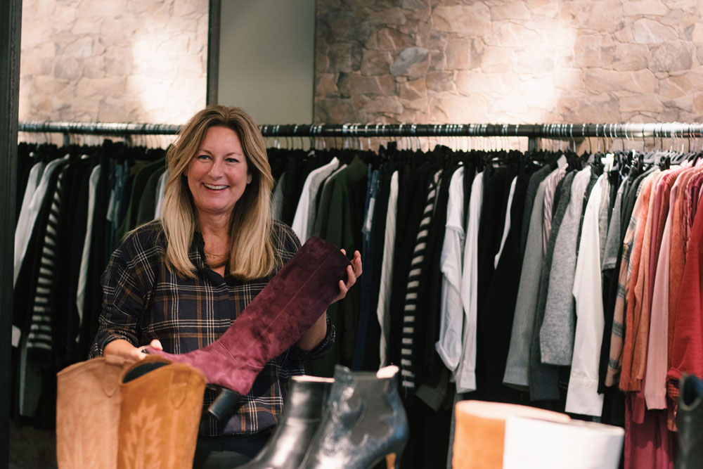 Isshoe Shoes & Fashion